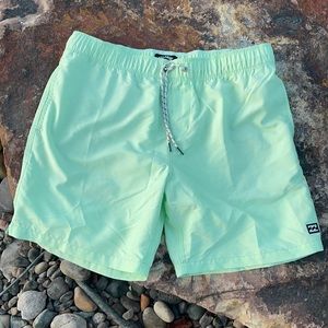 Billabong shorts